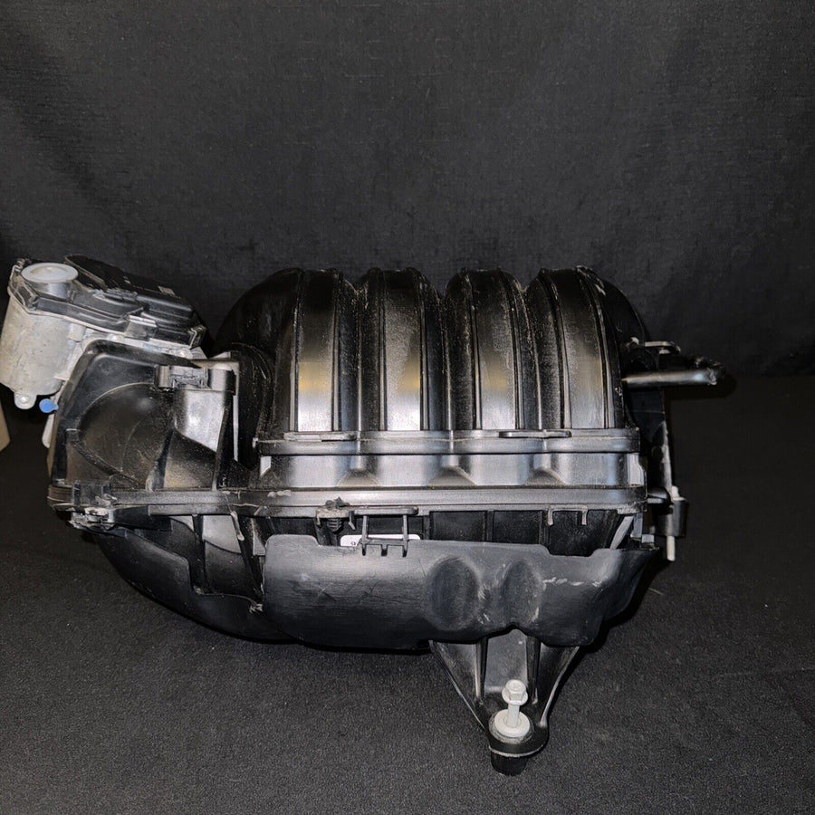 GM Chevrolet Impala Intake Manifold Assembly 2.5L OEM (12639885) (2014-2019)