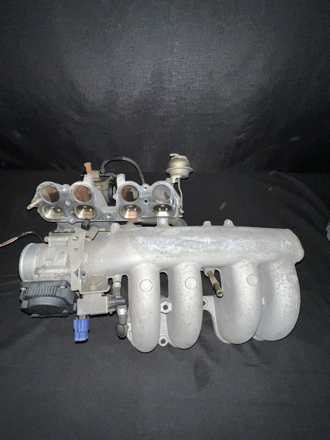 Nissan Altima 2.5L Intake Manifold 14001-8J001 Upper/Lower/TB 2002-2006