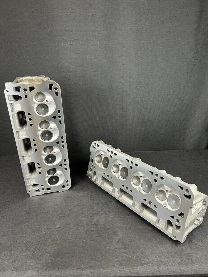 L83 GM 5.3L Cylinder Head Assembly Silverado 12620214