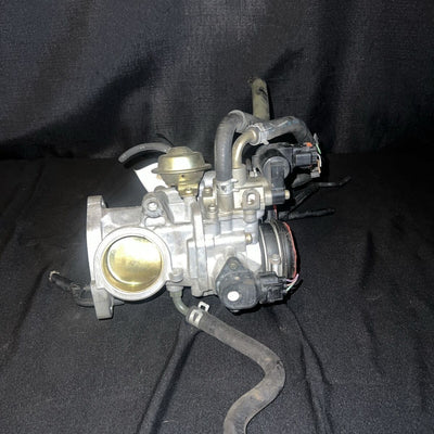 Toyota Avalon 3.0L Throttle Body 2000-2004 OEM 22210-0A110