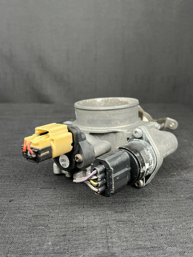 Jeep Grand Cherokee Throttle Body 4.0L 53013290AA OEM 2002-2004
