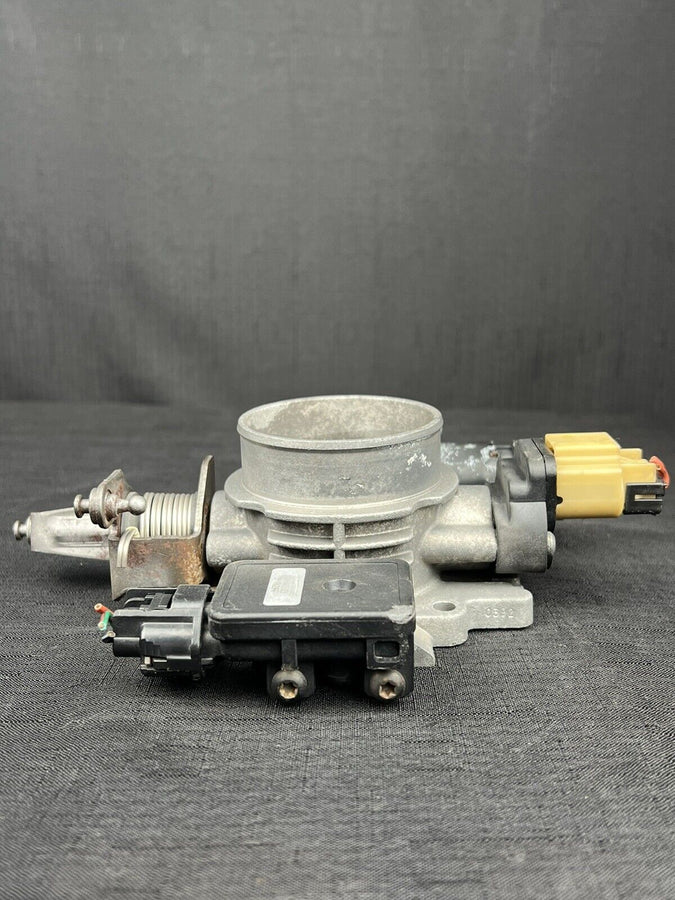 Jeep Grand Cherokee Throttle Body 4.0L 53013290AA OEM 2002-2004