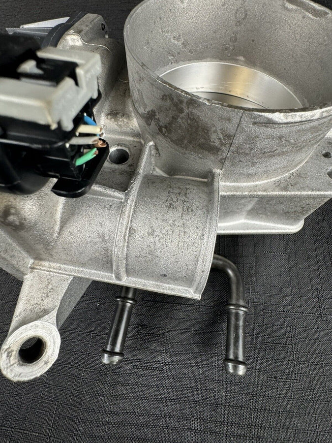 Kia Sorento Throttle Body 3.5L 35100-3C700 2011-2013