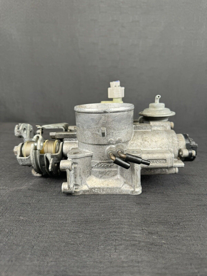 Toyota 4Runner Throttle Body 3.4L 22210-62220 OEM 1996-1999