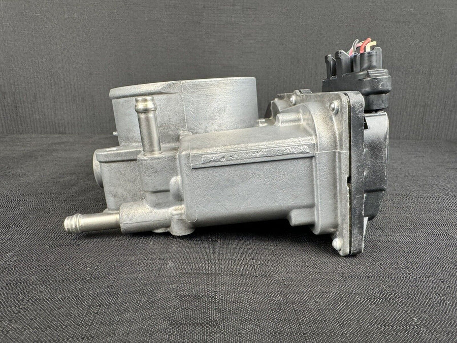Toyota Tundra Throttle Body 4.7L OEM (22030-0F010) (2007-2009)