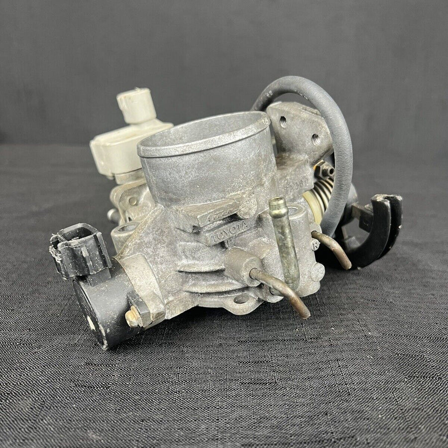 Toyota Solara Throttle Body 2.2L OEM 22210-7A360 1999-2001