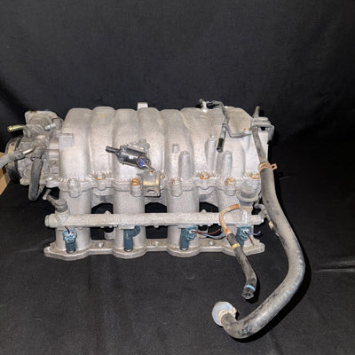 Toyota Tundra  Intake Manifold W TB & Fuel Rail INJ 4.7L 02-05 OEM  22030-50170