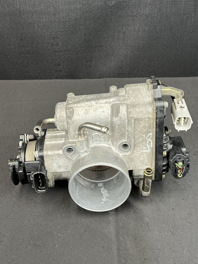Toyota Tacoma 3.4l Throttle Body Assembly Oem 22030-62020 2001-2004