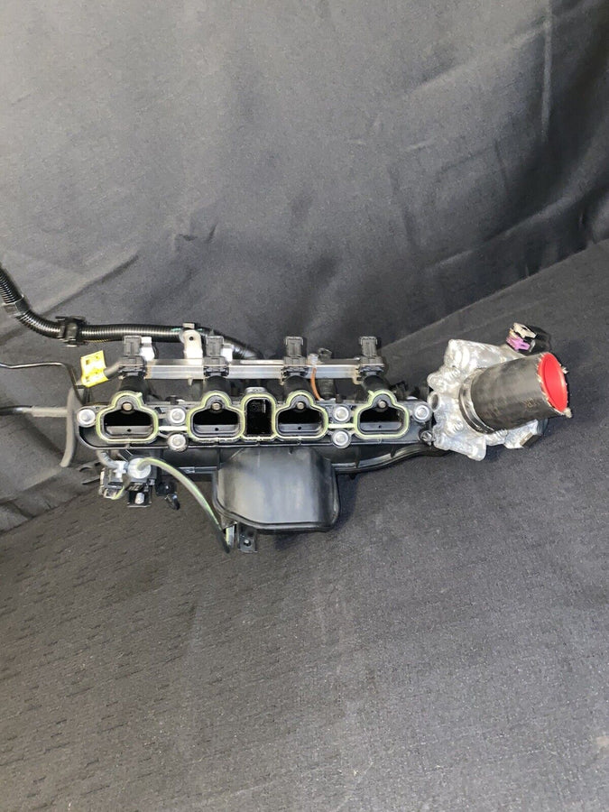 Chevy Sonic Intake Manifold Complete 55581014 Oem  2013-2018