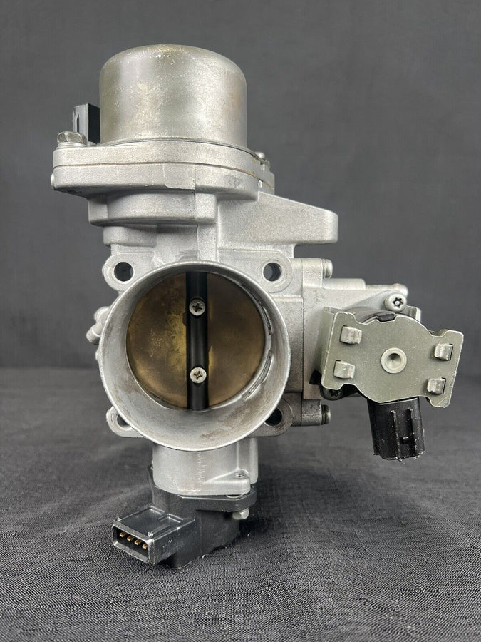 Hyundai Santa Fe Throttle Body 3.5L E0T70472 OEM 2003-2005