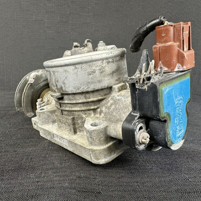 Nissan Frontier Throttle Body 3.3L 16118-4S111 OEM 1999-2000, 2002-2004