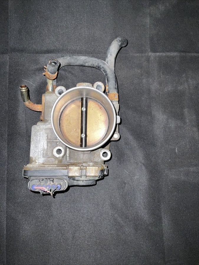 Toyota Land Cruiser Throttle Body Assembly/Motor 4.7L OEM (22030-50170) (02-06)