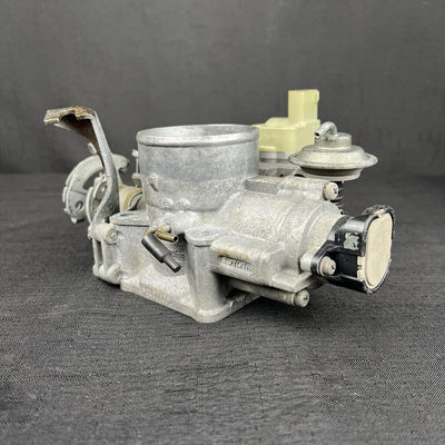 Toyota Tundra Throttle Body 3.4L 22210-62220 OEM 2000-2003