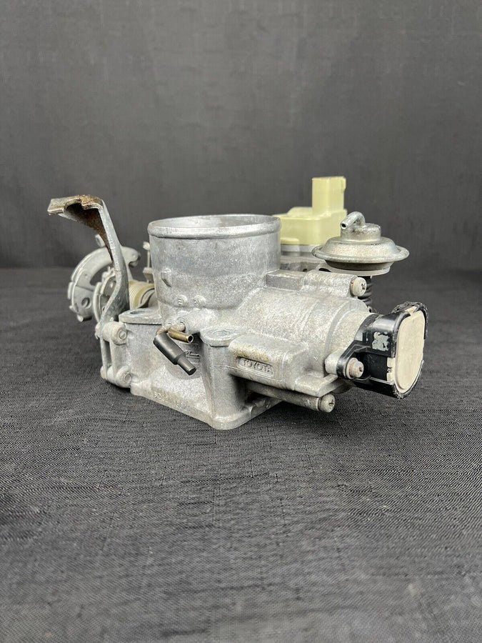 Toyota Tundra Throttle Body 3.4L 22210-62220 OEM 2000-2003