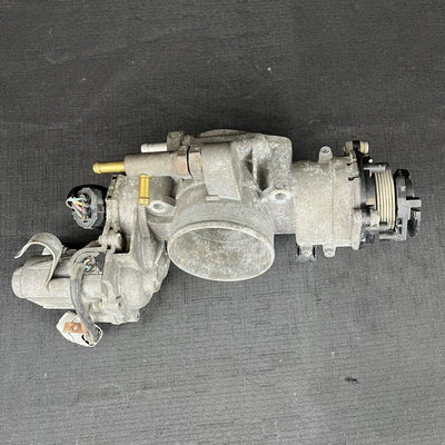 Toyota Sequoia Throttle Body Assembly 4.7L 22030-50142 2001-2002