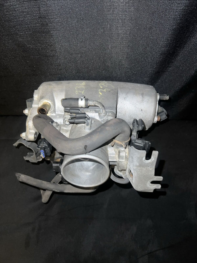Toyota Tacoma Throttle Body 2.7L & 2.4L  00-04 (22210-75250) AT OE