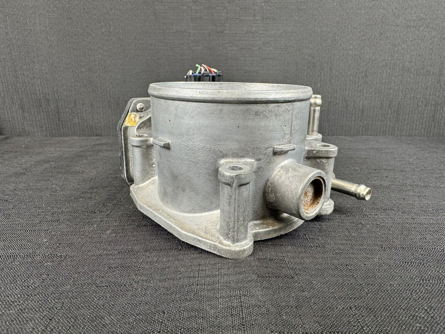 Toyota Tundra Throttle Body 4.7L OEM (22030-0F010) (2007-2009)