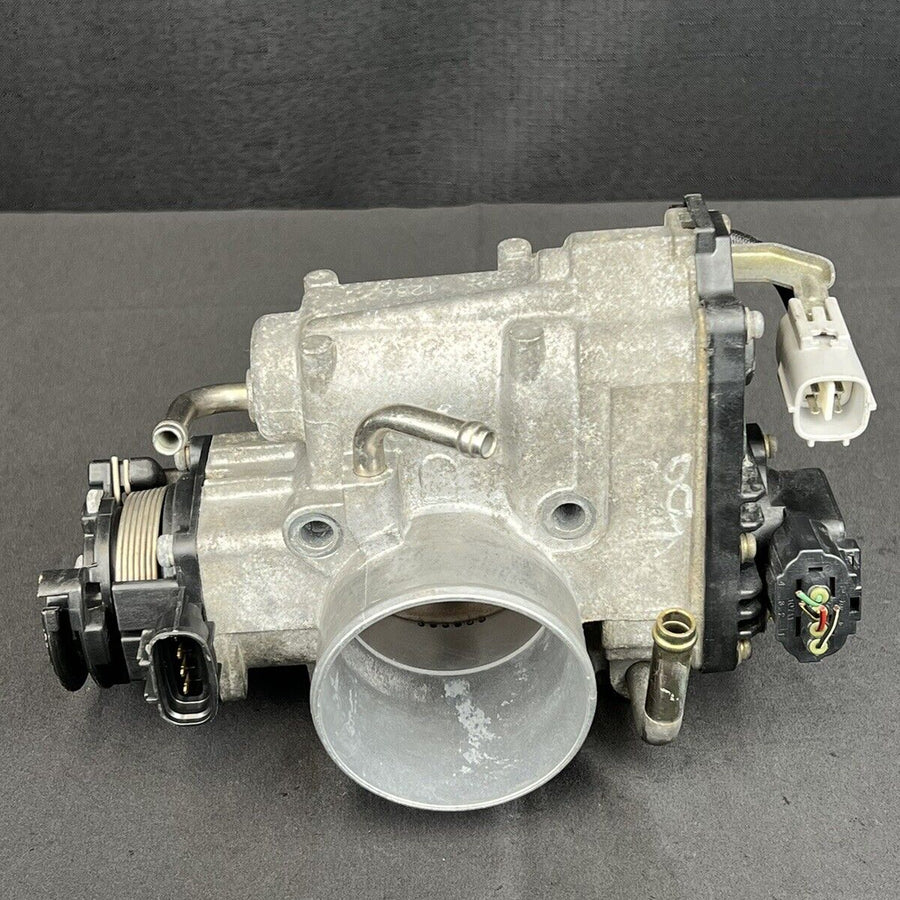 Toyota Tacoma 3.4l Throttle Body Assembly Oem 22030-62020 2001-2004