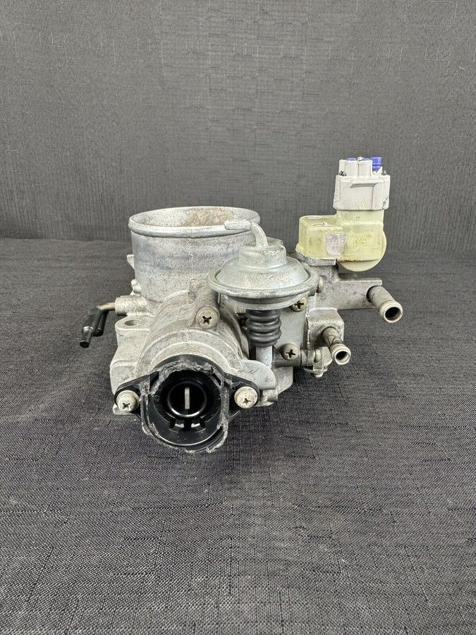 Toyota 4Runner Throttle Body 3.4L 22210-62220 OEM 1996-1999