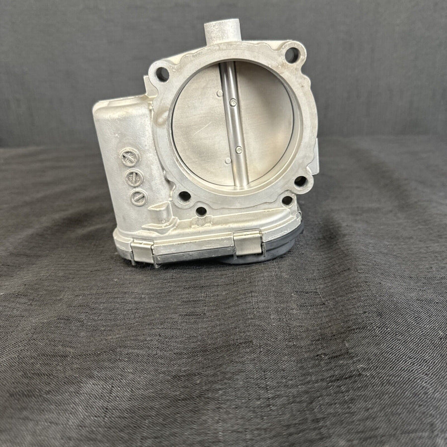 Jeep Cherokee Throttle Body 3.2L V6 OEM 05184349AC 2011-2023