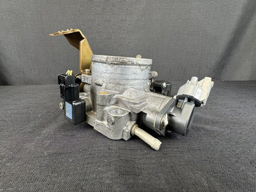 Honda Odyssey Throttle Body 3.5L V6 617283940 OEM 2002-2004