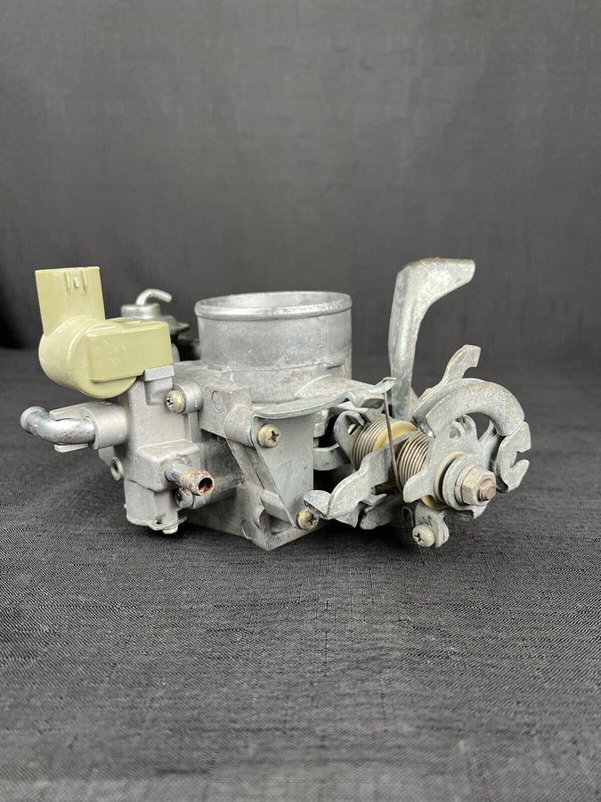 Toyota Tundra Throttle Body 3.4L 22210-62220 OEM 2000-2003