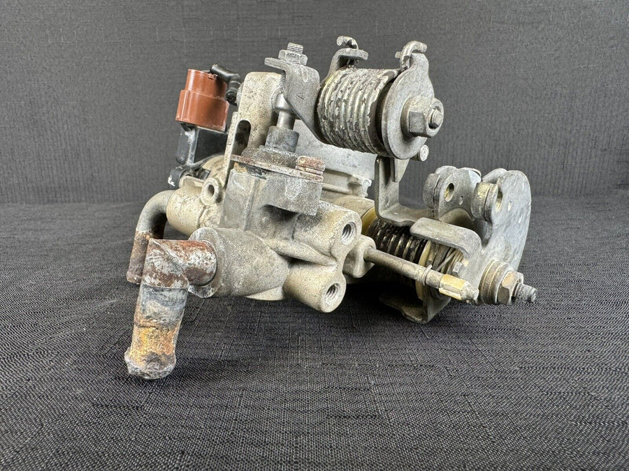 Nissan Frontier Throttle Body 3.3L 16118-4S111 OEM 1999-2000, 2002-2004