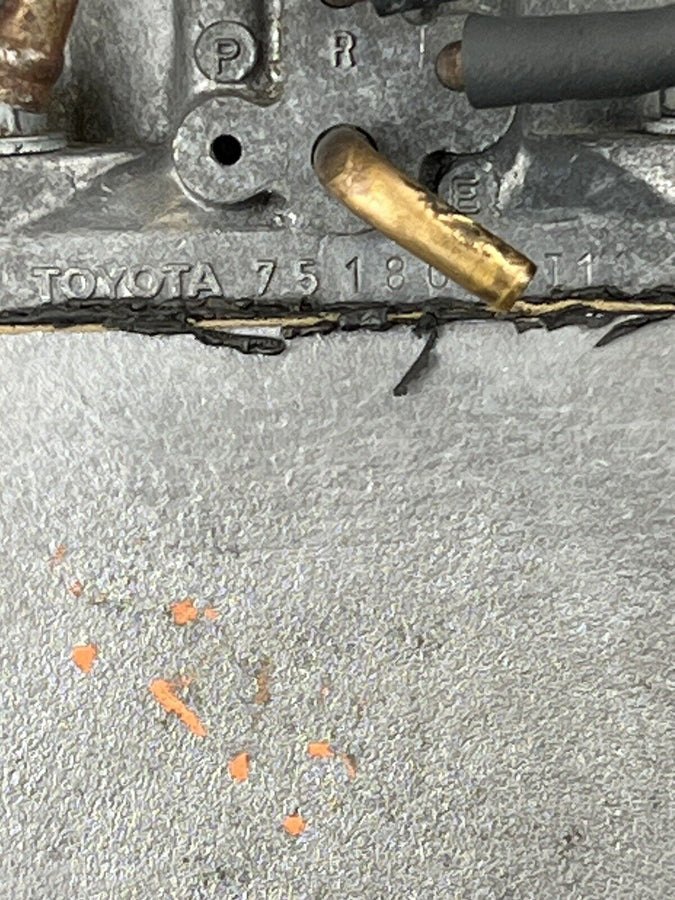 Toyota Tacoma Intake Manifold w/ TB 22210-75180 Auto 2000-2004