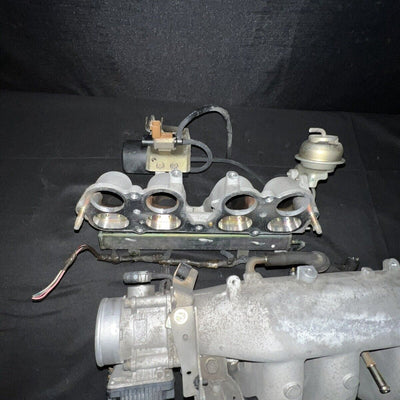 Nissan Altima 2.5L Intake Manifold 14001-8J001 Upper/Lower/TB 2002-2006