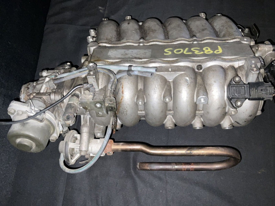 Hyundai XG350 3.5L Upper Intake Manifold 2 piece 29224-39000 (02-05) OEM