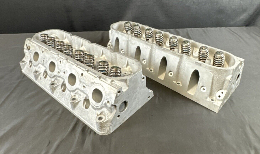 GM Chevrolet 4.8 or 5.3 #862 LS Cylinder heads (NO CORE) Pair OEM
