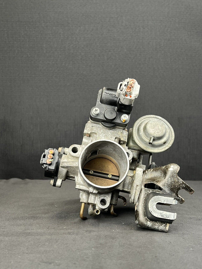 Toyota Camry Throttle Body 2.2l Oem 22210-7A790 1999-2002