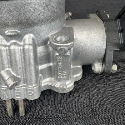 Hyundai Santa Fe Throttle Body 3.5L E0T70472 OEM 2003-2005