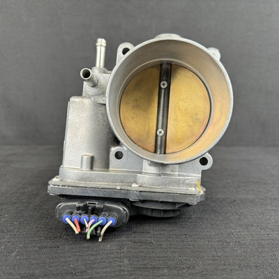 Toyota Tundra Throttle Body 4.7L OEM (22030-0F010) (2007-2009)