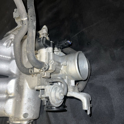 Toyota Tacoma Throttle Body 2.7L & 2.4L  00-04 (22210-75250) AT OE