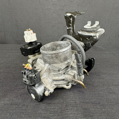 Toyota Camry Throttle Body 2.2L OEM 22210-7A360 1999-2001