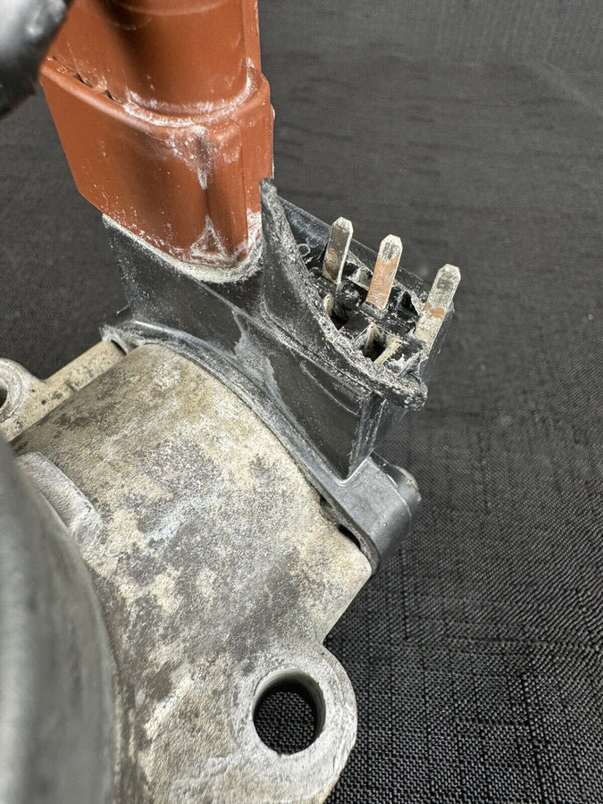 Nissan Frontier Throttle Body 3.3L 16118-4S111 OEM 1999-2000, 2002-2004