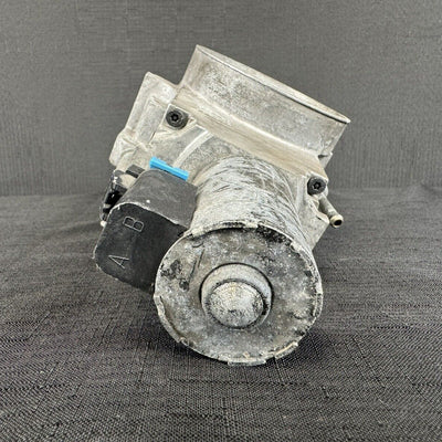 Chevrolet Tahoe 4.8L V8 Throttle Body OEM 17098019 2000-2002