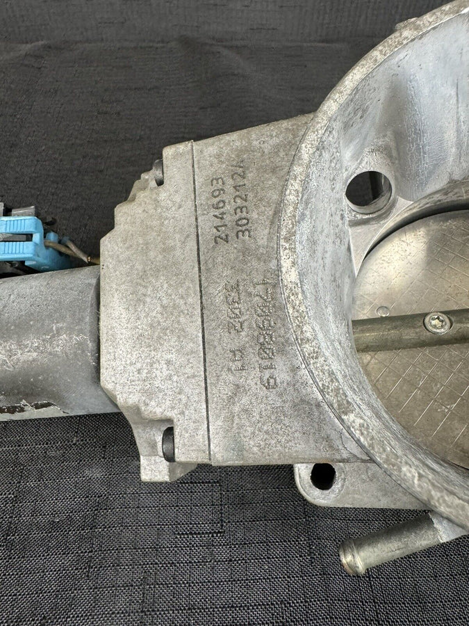 Chevrolet Suburban 1500 5.3L V8 Throttle Body OEM 17098019 2000-2002