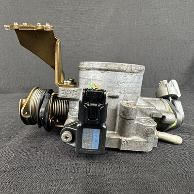 Honda Odyssey Throttle Body 3.5L V6 617283940 OEM 2002-2004