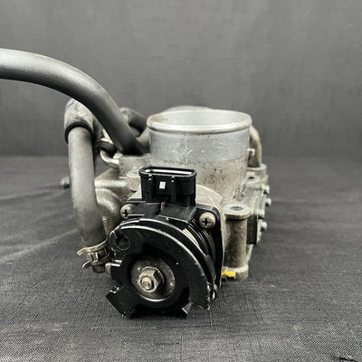Toyota Tacoma 3.4l Throttle Body Assembly Oem 22030-62020 2001-2004