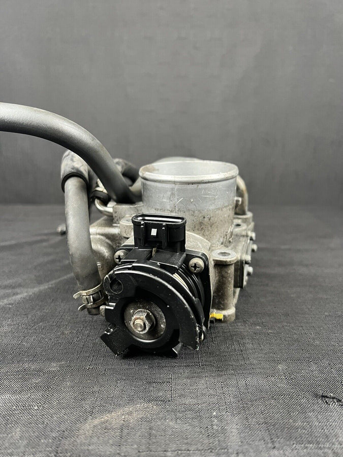 Toyota Tacoma 3.4l Throttle Body Assembly Oem 22030-62020 2001-2004