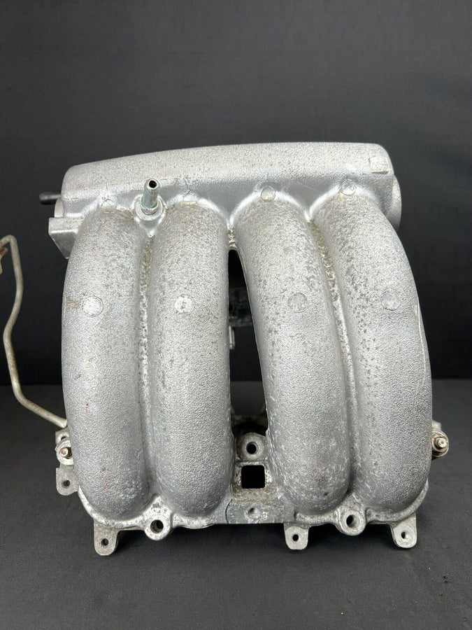 Toyota T-100 Tacoma Throttle Body w/Manifold Auto 22210-75180 Oem 1996-1997