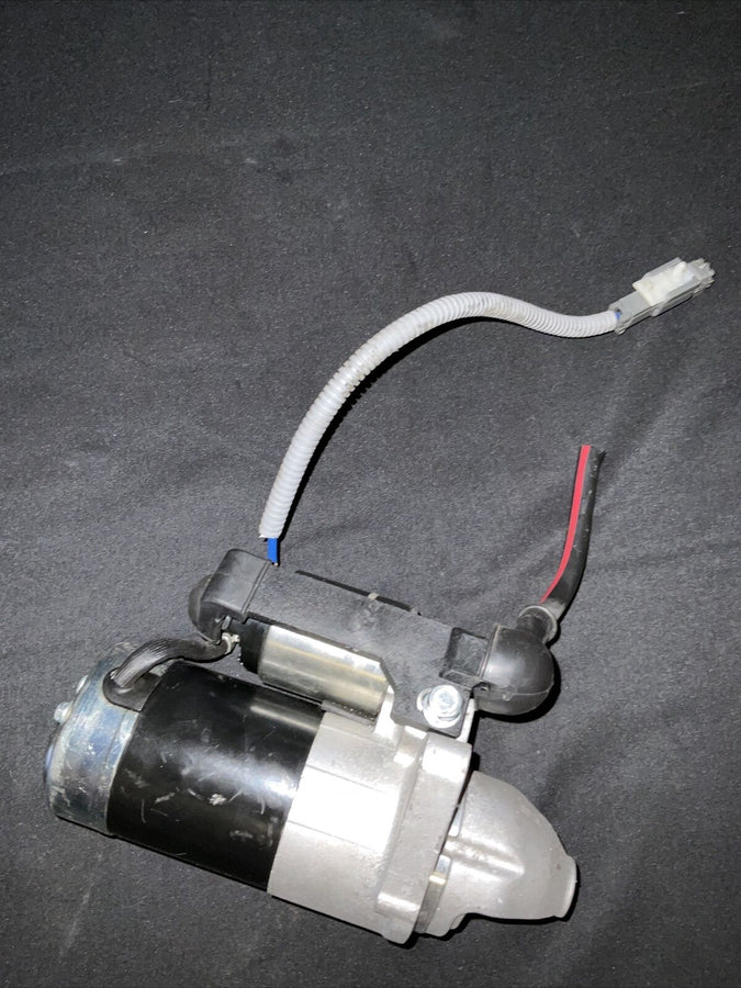 Nissan Pathfinder Motor Assy-Starter 5.6L OEM (23300-7S000) (2004-2012)