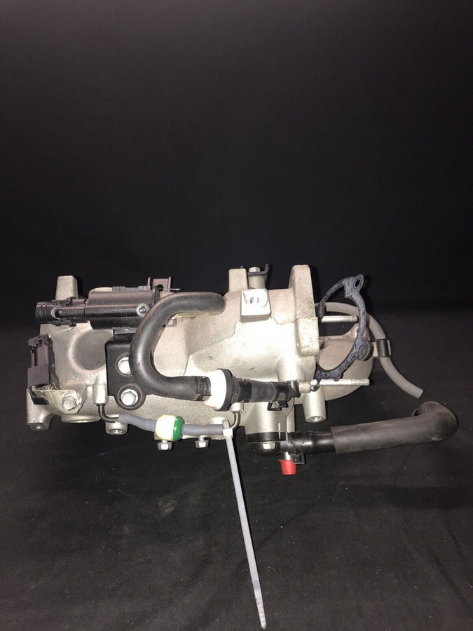 Hyundai Genesis Coupe A/T 2.0L Intake Manifold OEM (2008-2012)