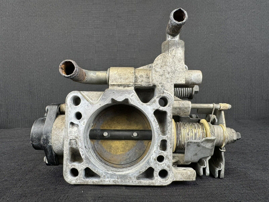 Nissan Frontier Throttle Body 3.3L 16118-4S111 OEM 1999-2000, 2002-2004