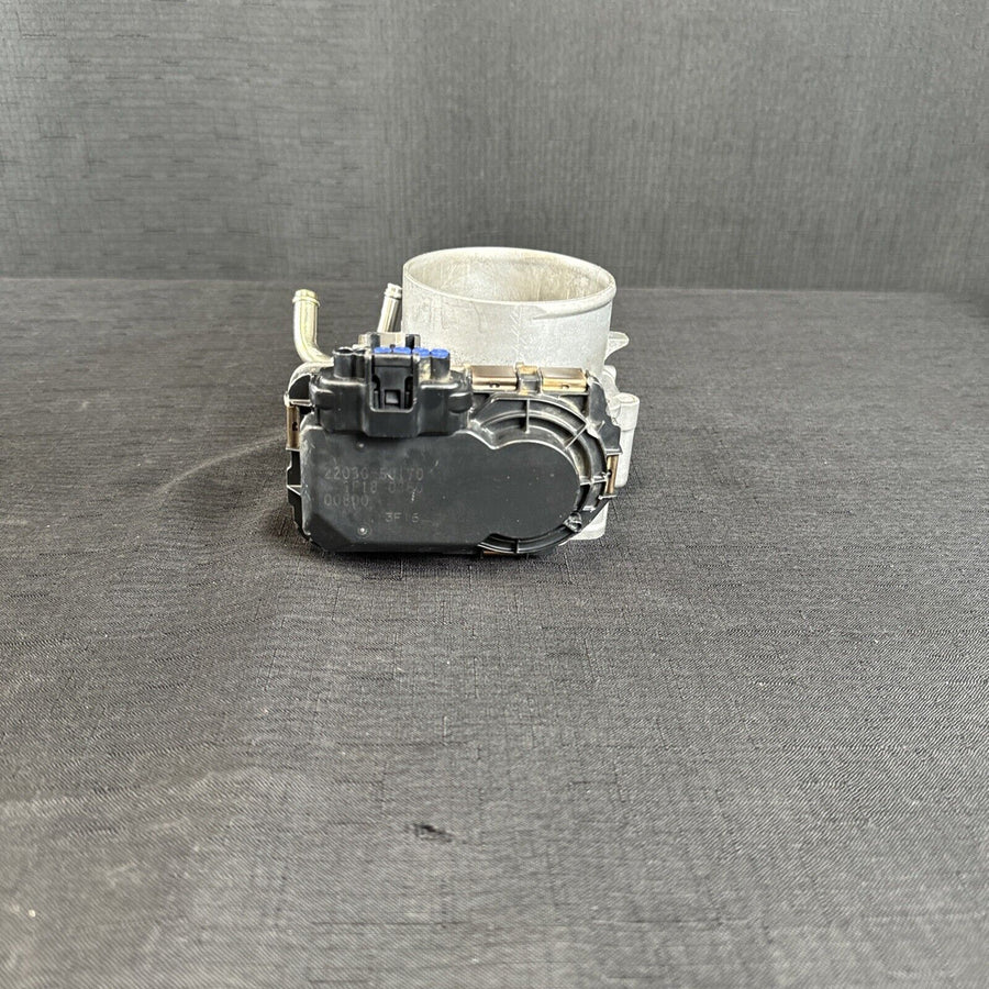 Toyota Tundra Throttle Body Assembly/Motor 4.7L OEM (22030-50170) (02-04)