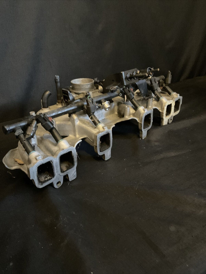 Jeep 4.0L Intake Manifold Assembly 04854036AB 1996-2006
