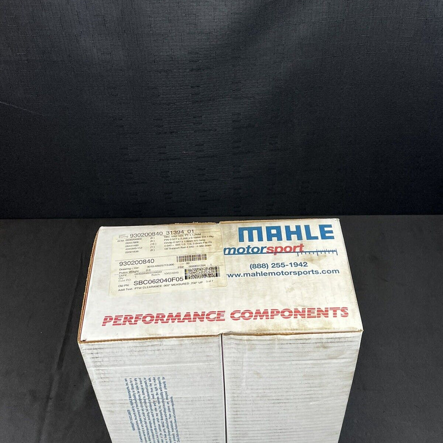 MAHLE PISTONS 930200840 FORGED FLAT TOP 4.040 BORE SBC (8)
