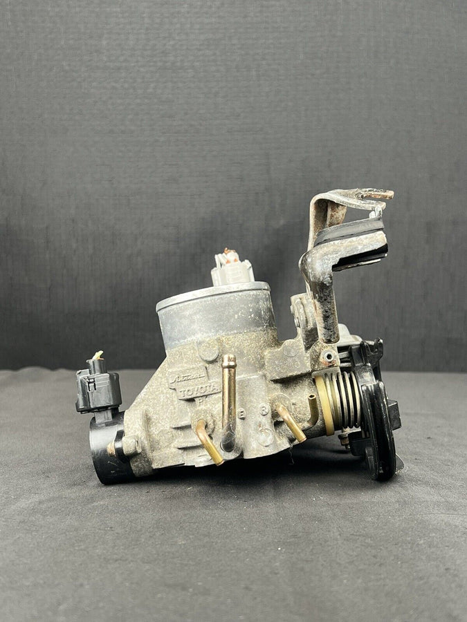 Toyota Camry Throttle Body 2.2l Oem 22210-7A790 1999-2002